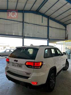 جیپ گراند شیرۆکی